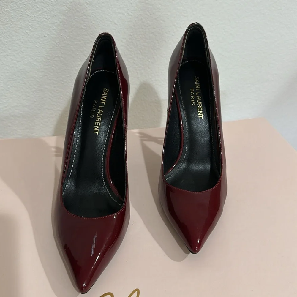 SAINT LAURENT OPYUM PUMPS IN PATENT LEATHER IN BURGUNDY - Picture 7 of 7